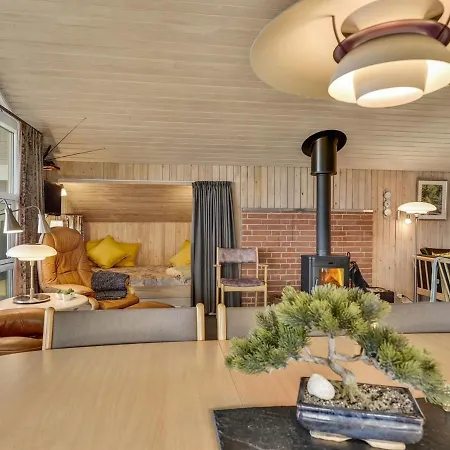 Hjalmar - 400m From The Sea By Interhome 別荘