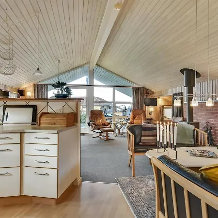 別荘 Hjalmar - 400m From The Sea By Interhome *