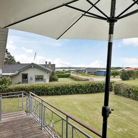 Hjalmar - 400m From The Sea By Interhome *