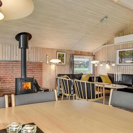 Hjalmar - 400m From The Sea By Interhome *