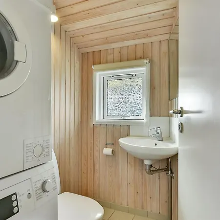 Hébergement de vacances Hjalmar - 400m From The Sea By Interhome Millinge
